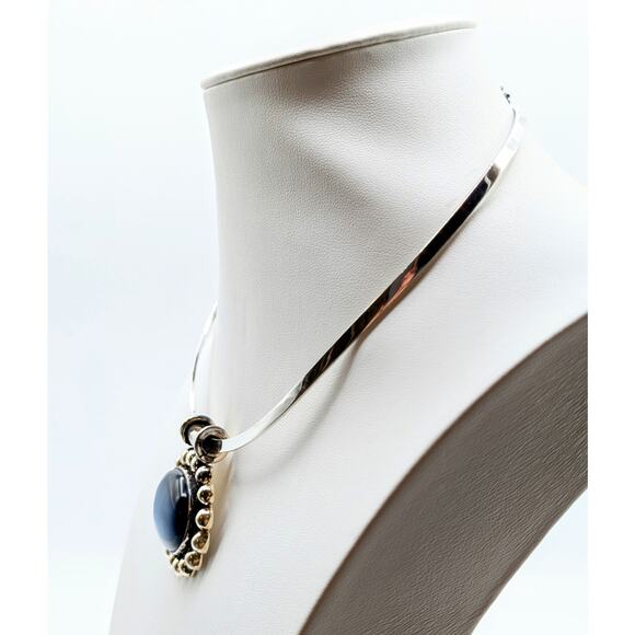 Vintage Taxco Large Blue Cat's Eye 950 Silver Pendant on Sterling Taxco Torque - Picture 3 of 10